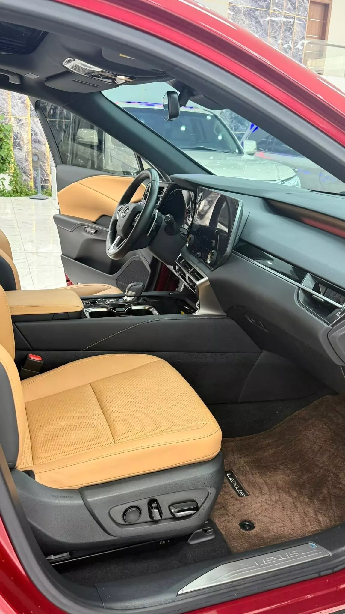 Bán Lexus RX350 Premium sản xuất 2023. Xe như mới.-8