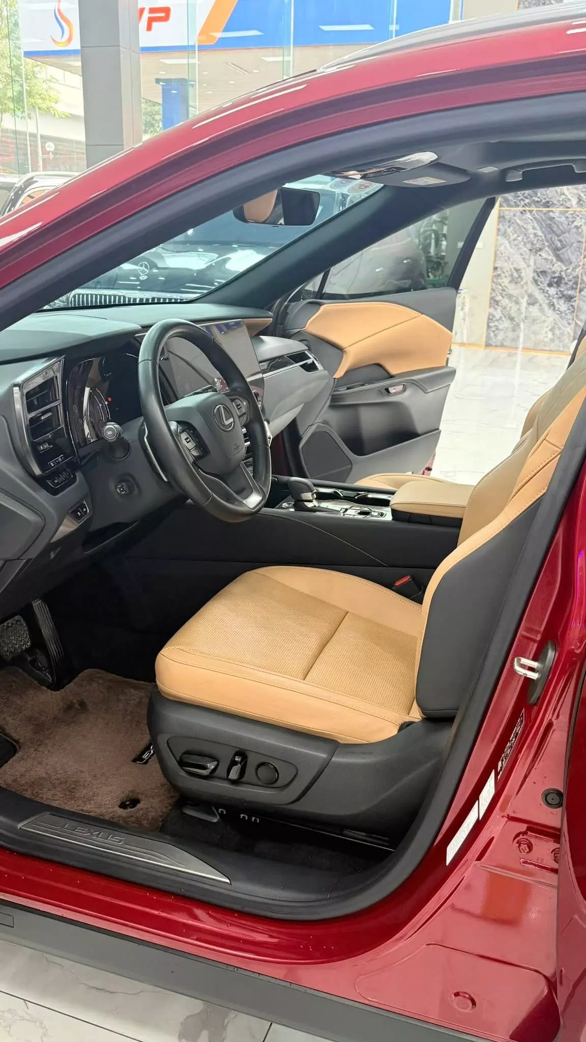 Bán Lexus RX350 Premium sản xuất 2023. Xe như mới.-11