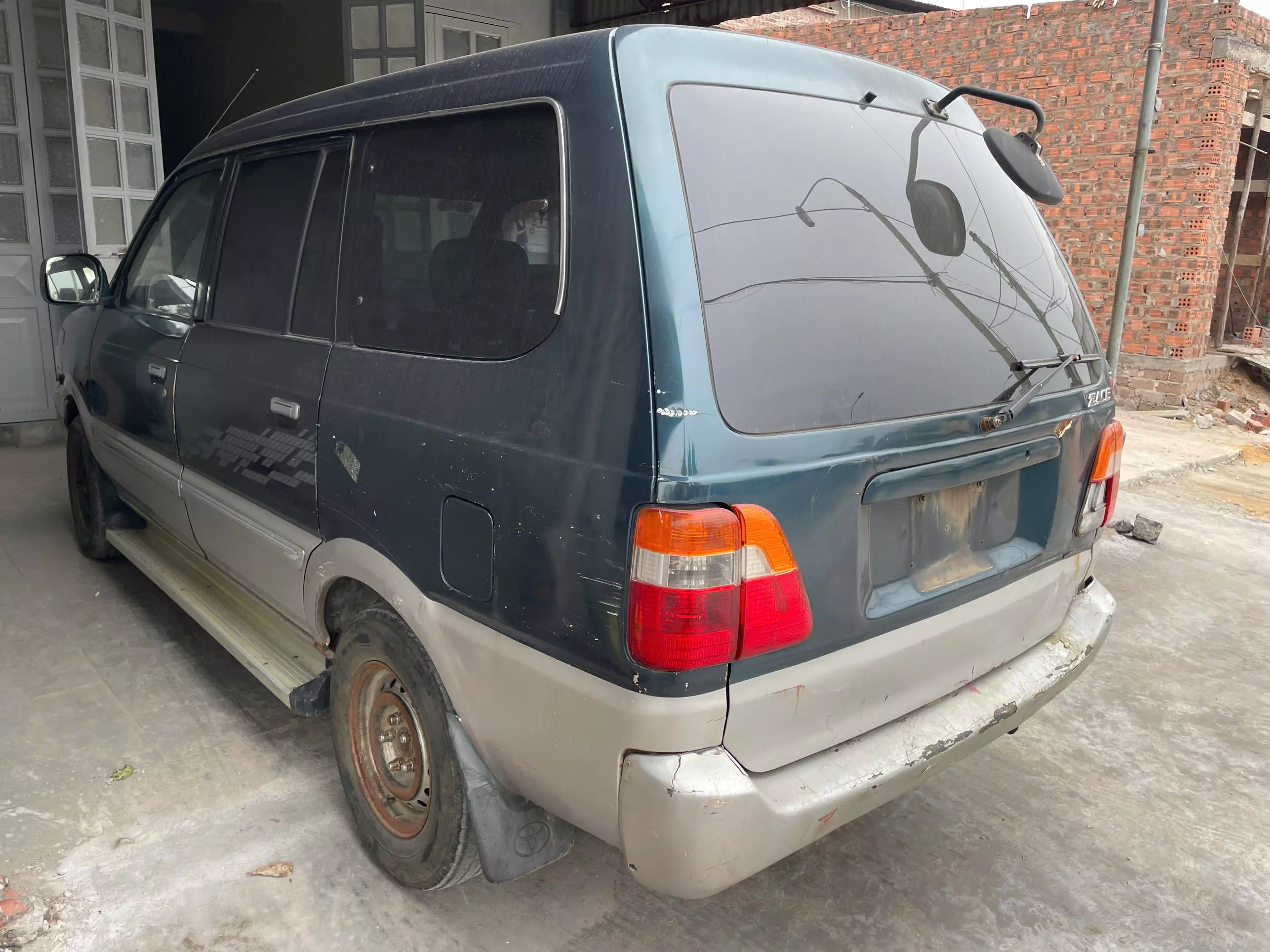 Chính chủ bán xe ZACE  2004  bản GL -1