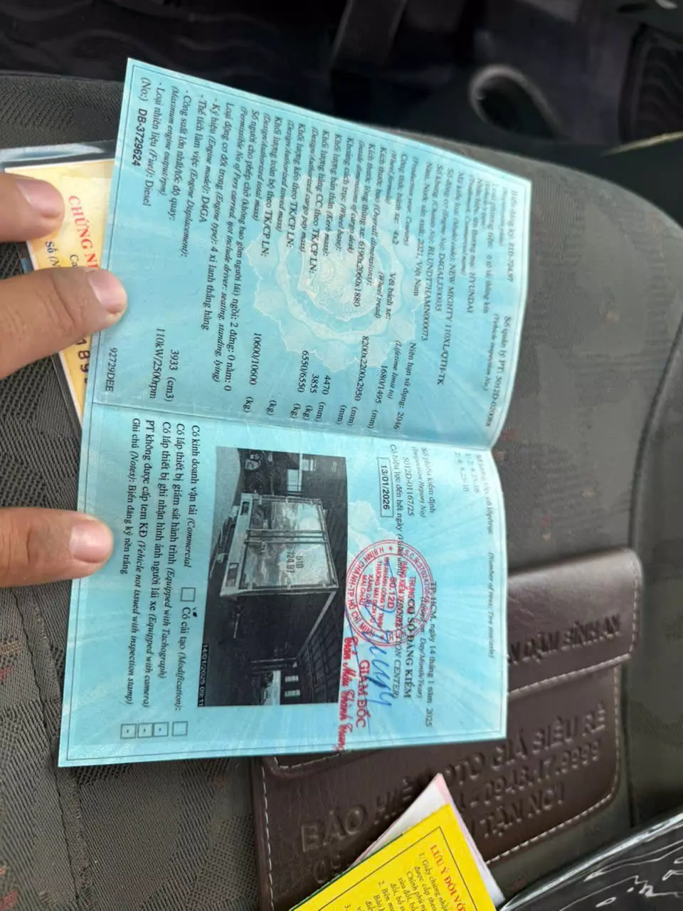 BÁN XE TẢI HYUNDAI THÙNG KÍN – CHÍNH CHỦ 2021 – GIÁ 690 TRIỆU-2