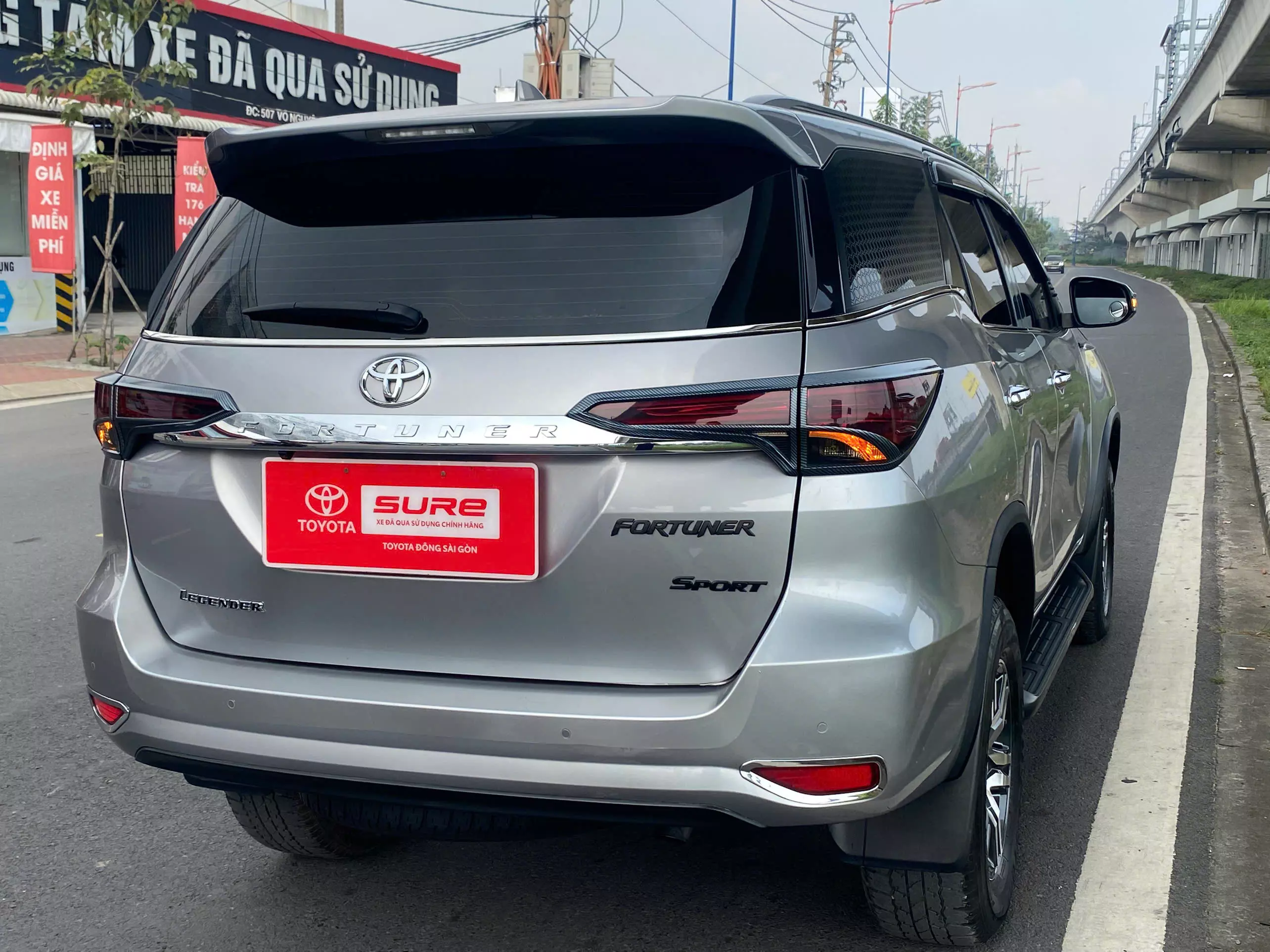 Toyota Fortuner 2.4G AT 2021-5
