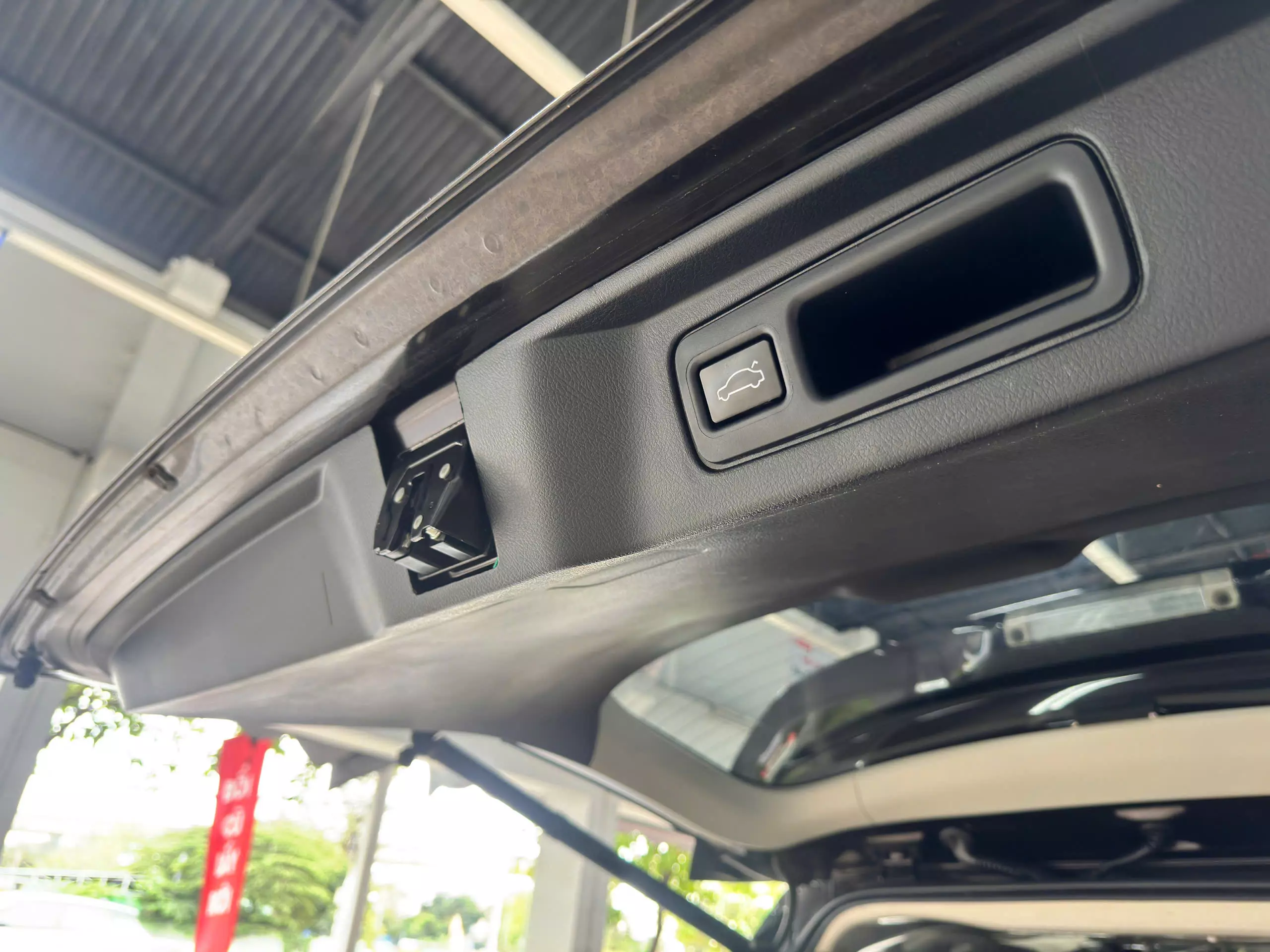 Toyota Fortuner 2.4G MT 2017-14