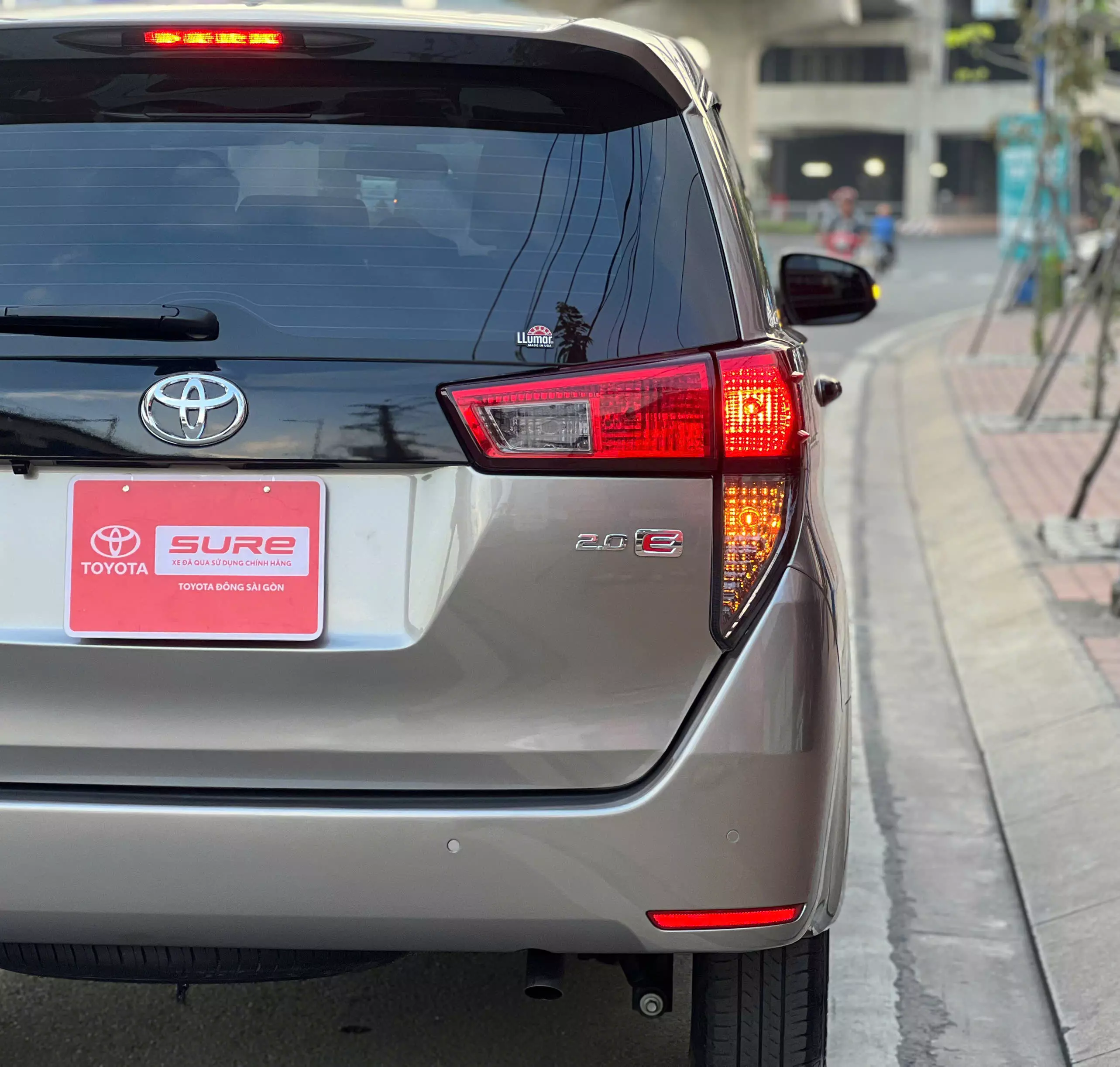 Toyota Innova 2.0E 2021-12