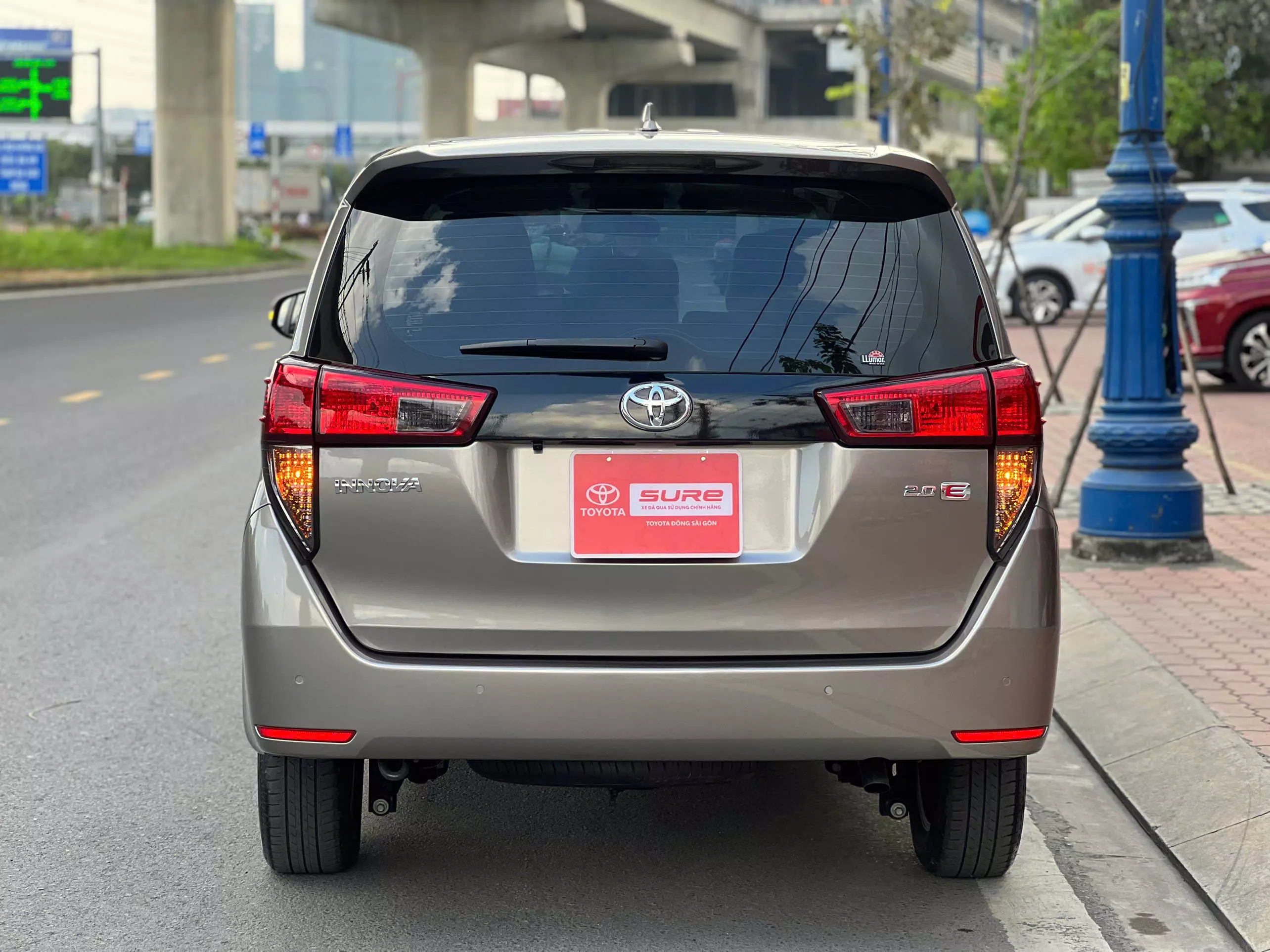 Toyota Innova 2.0E 2021-14