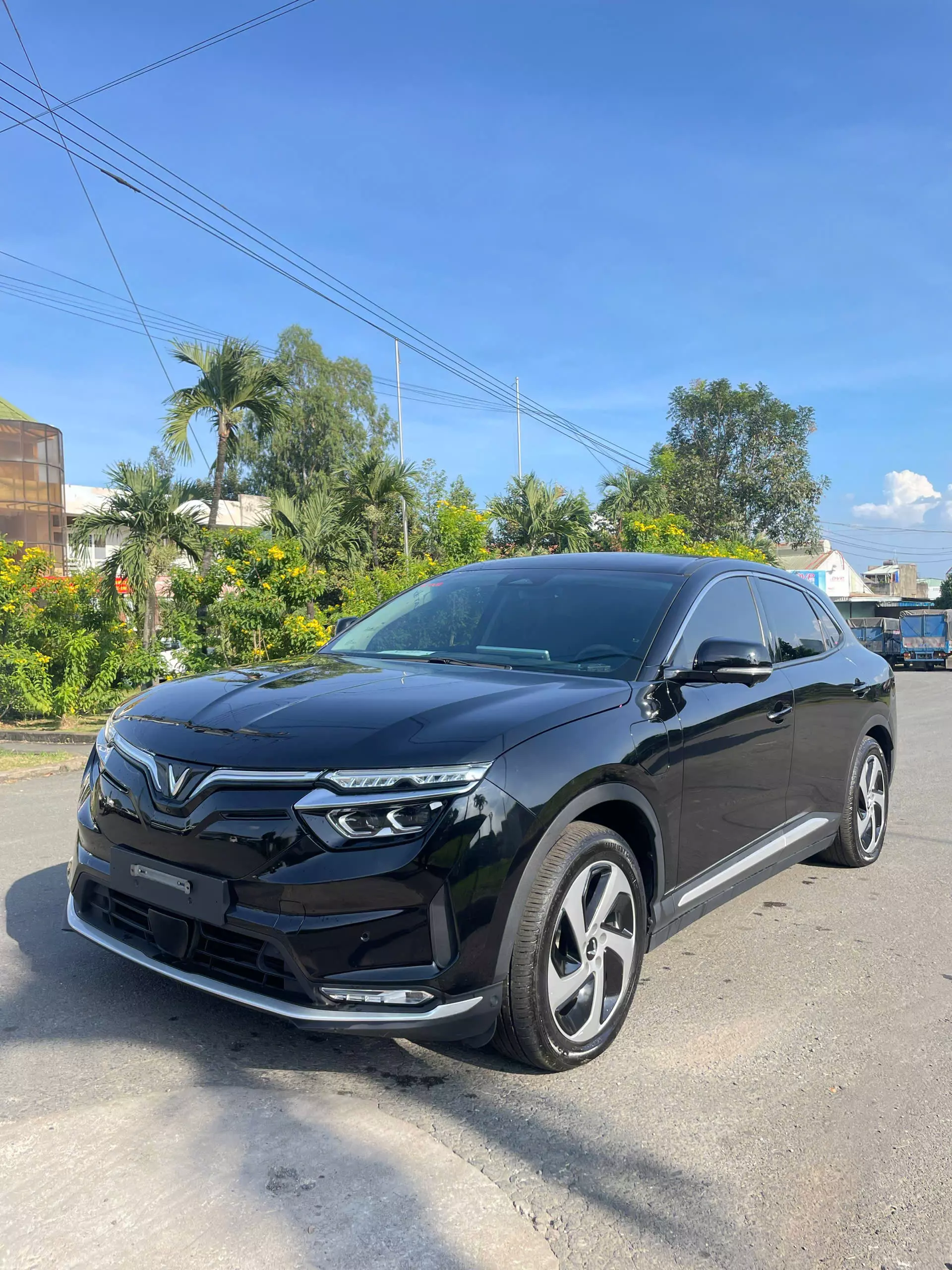 BÁN VINFAST VF8 ECO – ĐỜI 2023-1