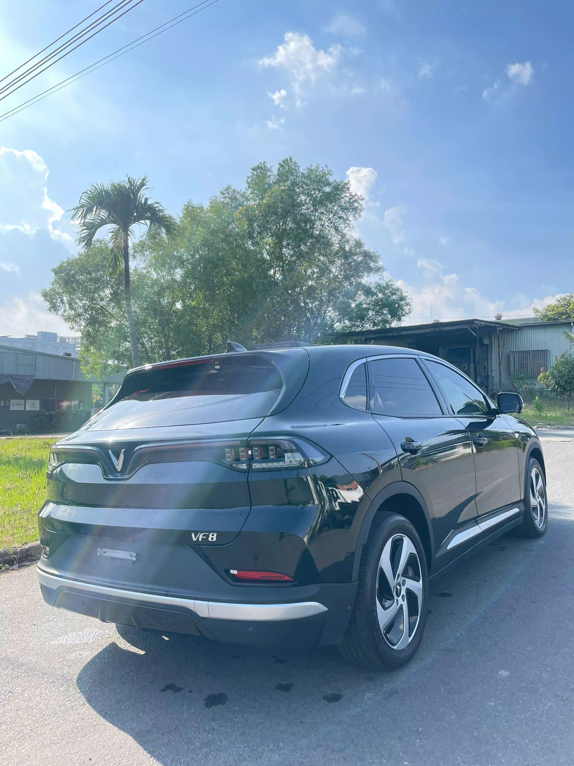 BÁN VINFAST VF8 ECO – ĐỜI 2023-9