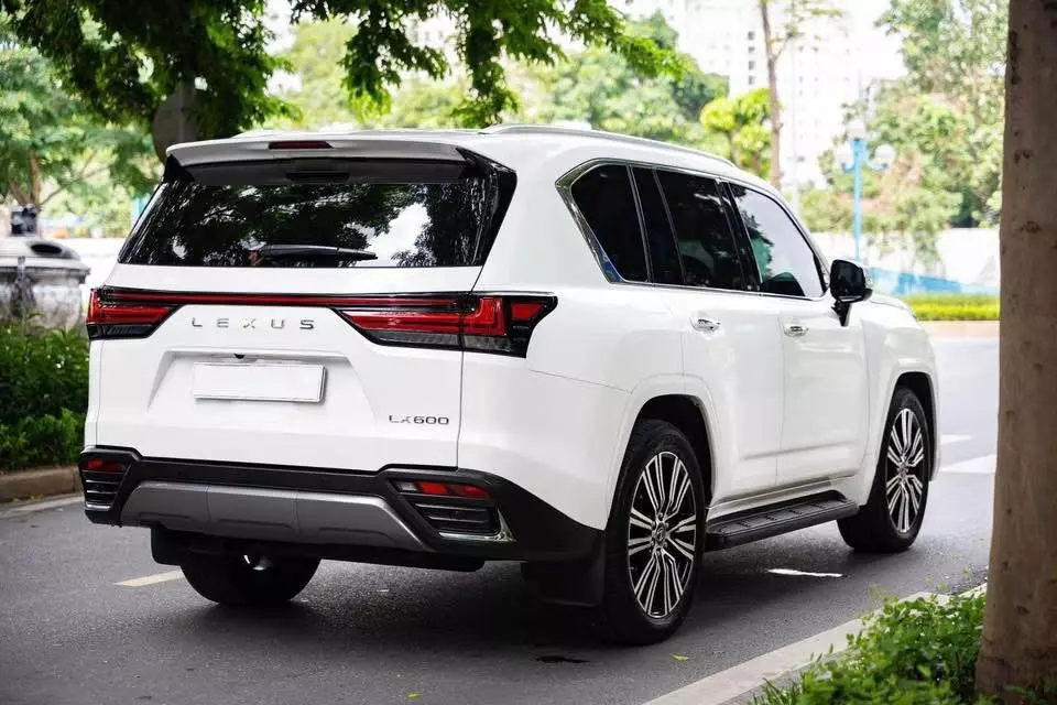 Bán Lexus LX600 Urban 7 chỗ, sản xuất 2023. Xe cực mới.-3