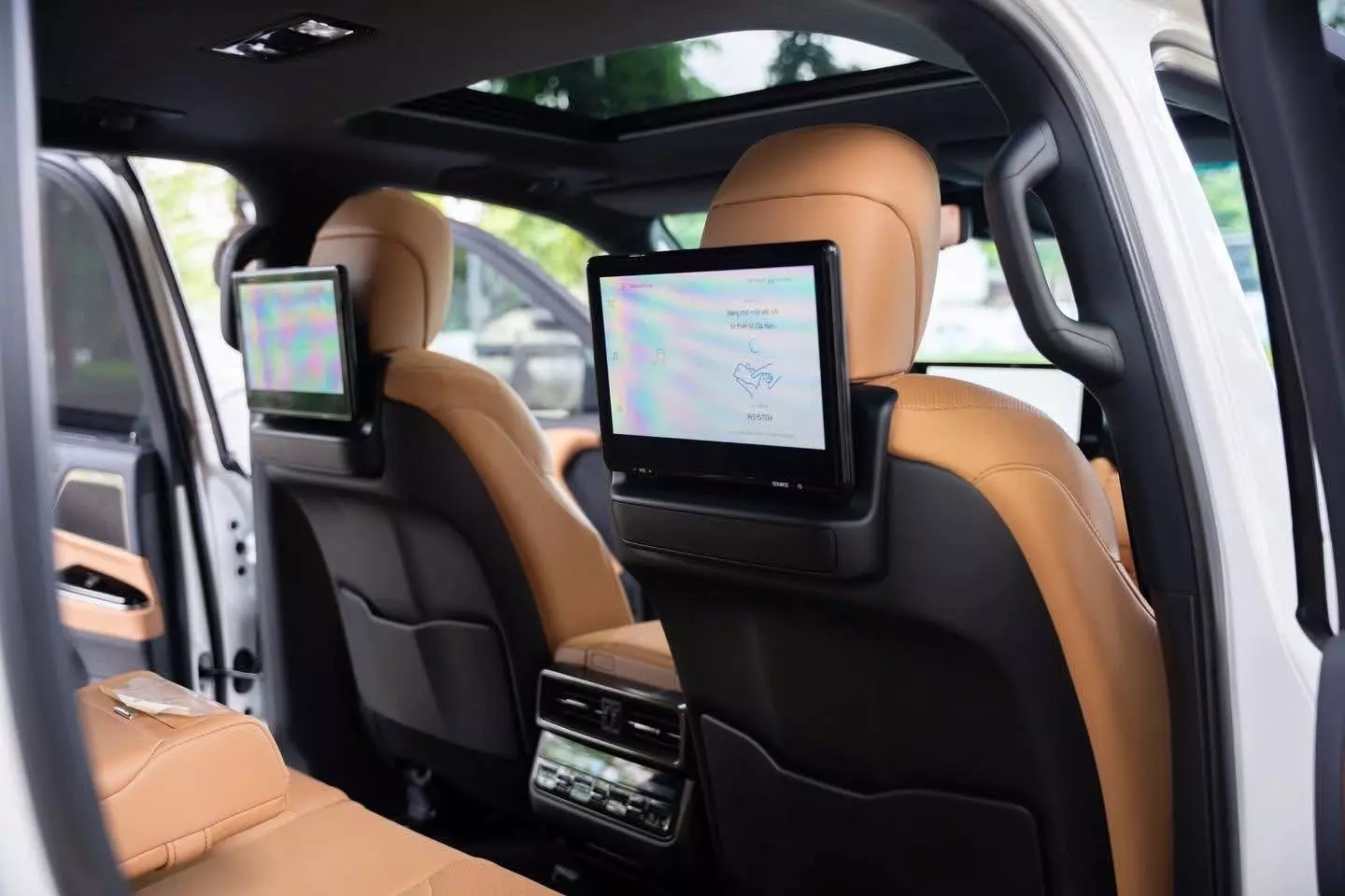 Bán Lexus LX600 Urban 7 chỗ, sản xuất 2023. Xe cực mới.-5