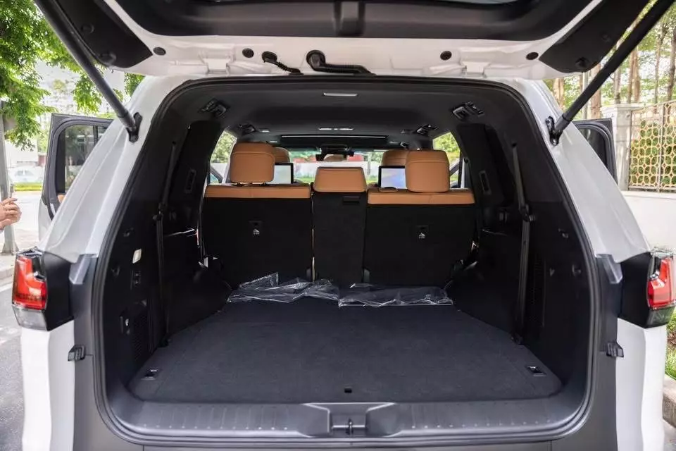 Bán Lexus LX600 Urban 7 chỗ, sản xuất 2023. Xe cực mới.-7
