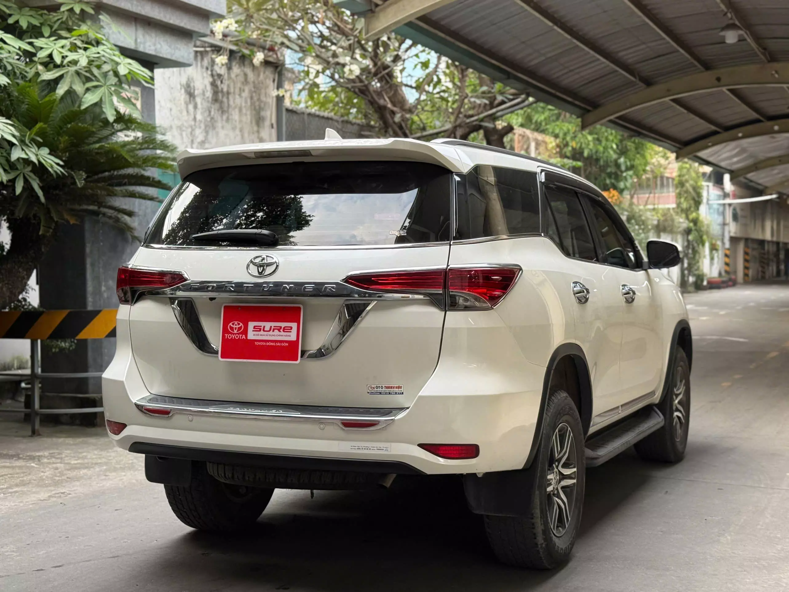 Toyota Fortuner 2.7V AT 2017-1