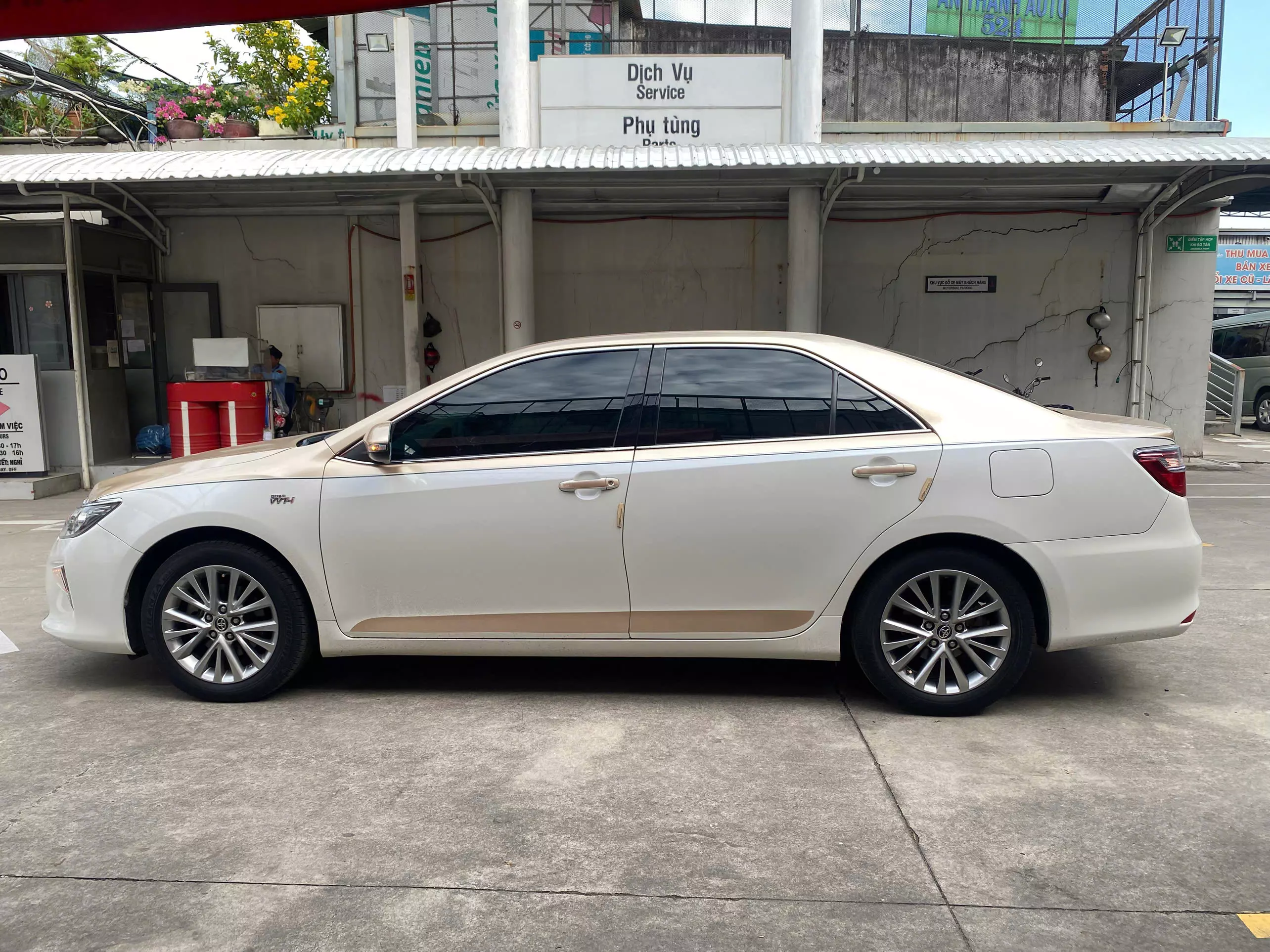 Toyota Camry 2.5Q 2018-12