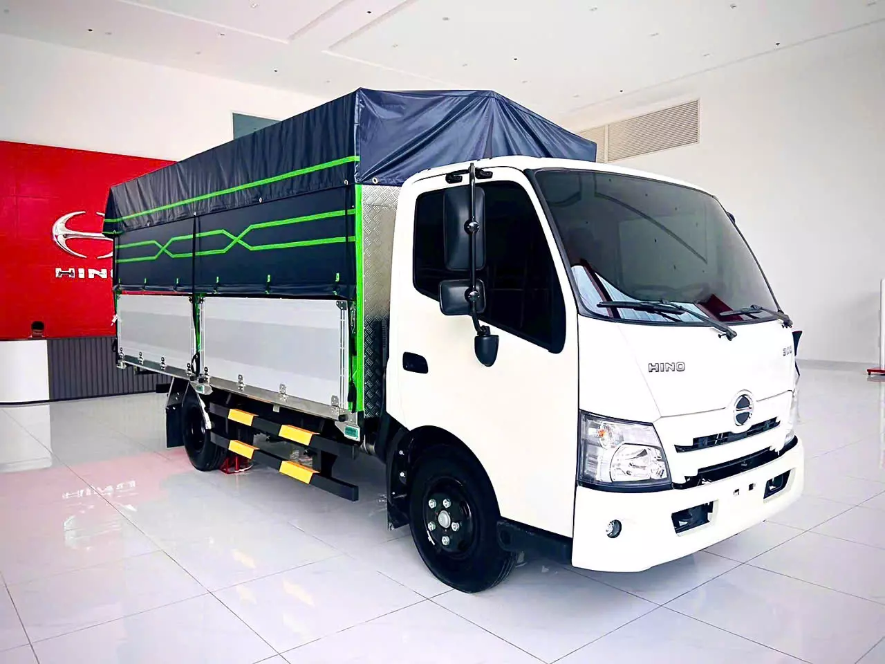 BÁN XE TẢI HINO XZU650L – ĐỜI 2025 -3