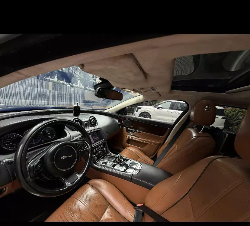 JAGUAR XJL 3.0 PORTFOLIO – SIÊU SEDAN HẠNG SANG -3