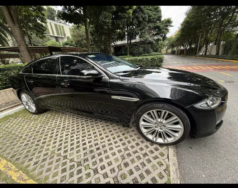 JAGUAR XJL 3.0 PORTFOLIO – SIÊU SEDAN HẠNG SANG -1