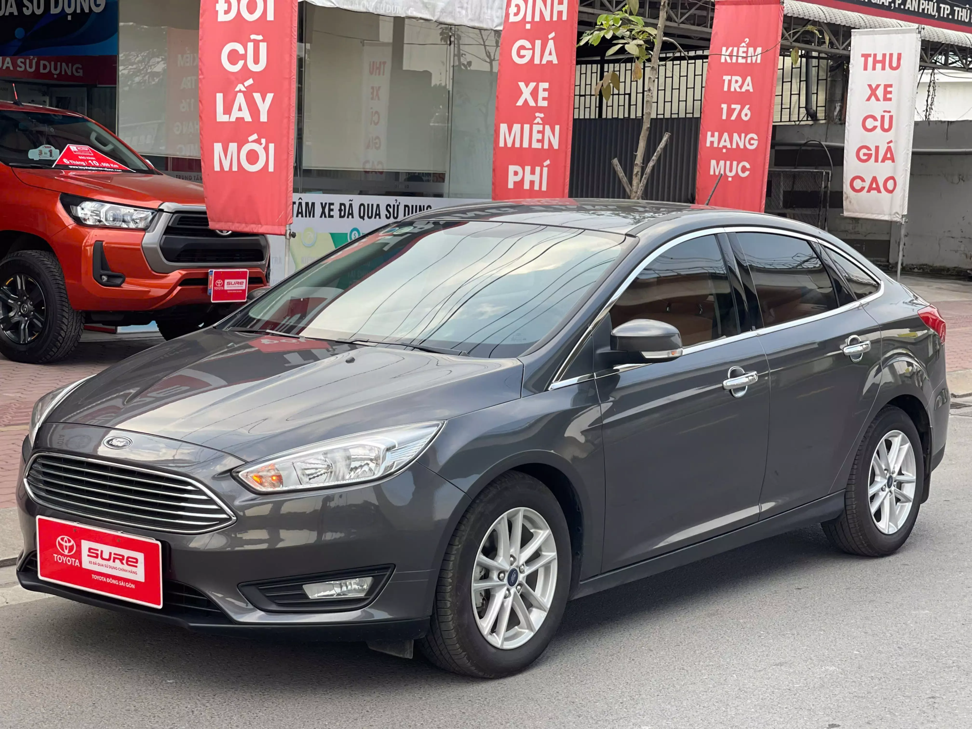 Bán xe Ford Focus (Trend) 2017, nhập khẩu nguyên chiếc-0
