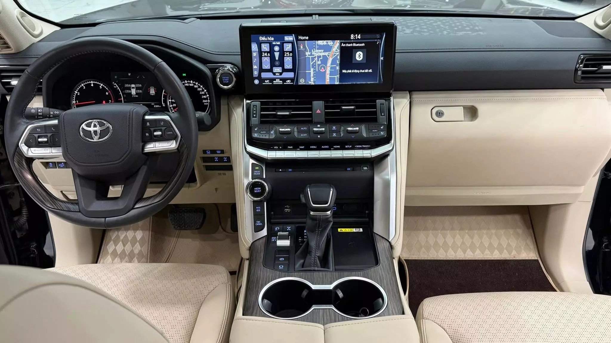 Toyota Land Cruiser LC300 2024 siêu lướt 8000 Km, lên full Trung Đông-6