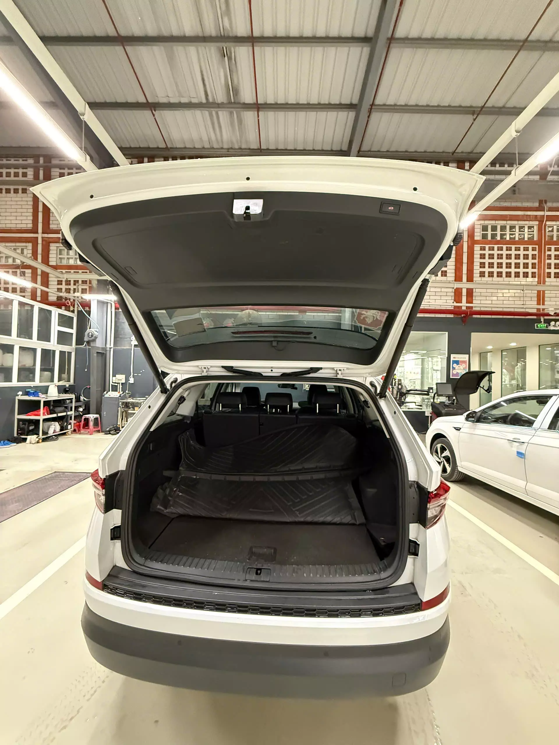 Chính chủ bán xe Skoda sản xuất năm 2024-1