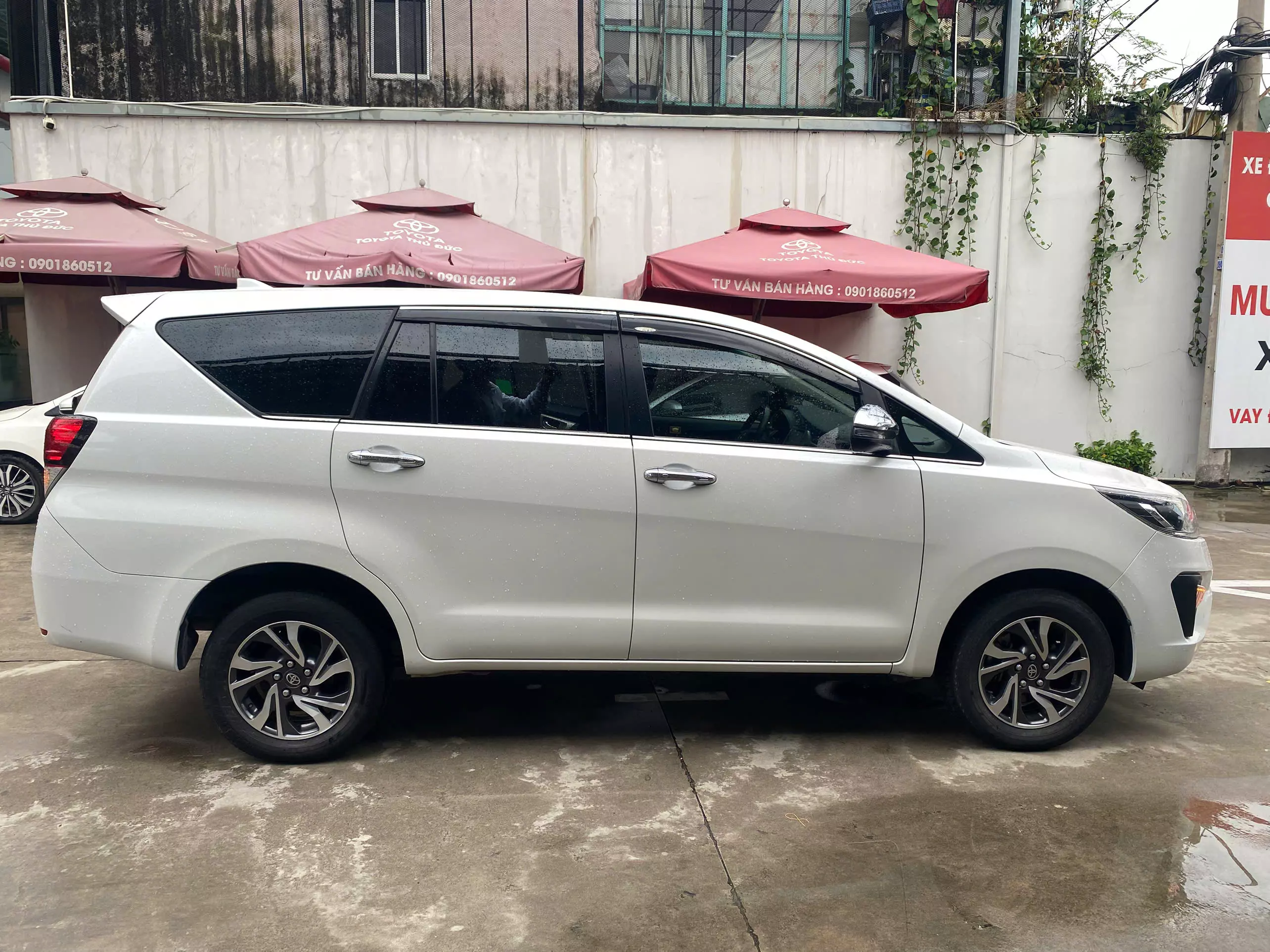 Toyota Innova 2.0G 2022-7