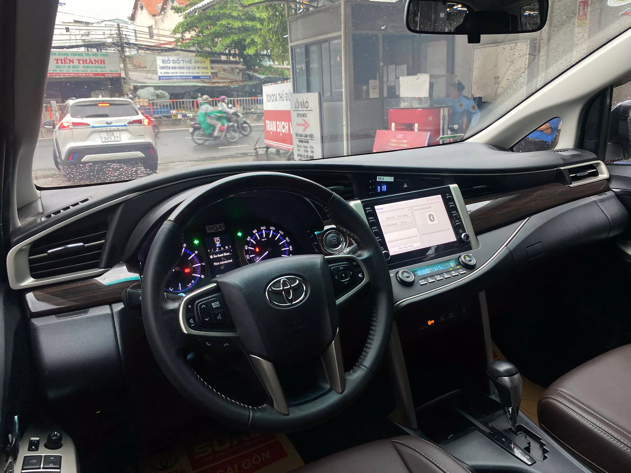 Toyota Innova 2.0G 2022-13