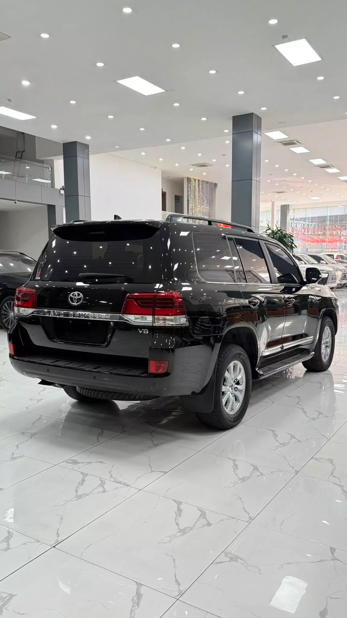 Bán Toyota Land Cruiser 4.6 V8 sản xuất 2019. Xe cực mới.-3