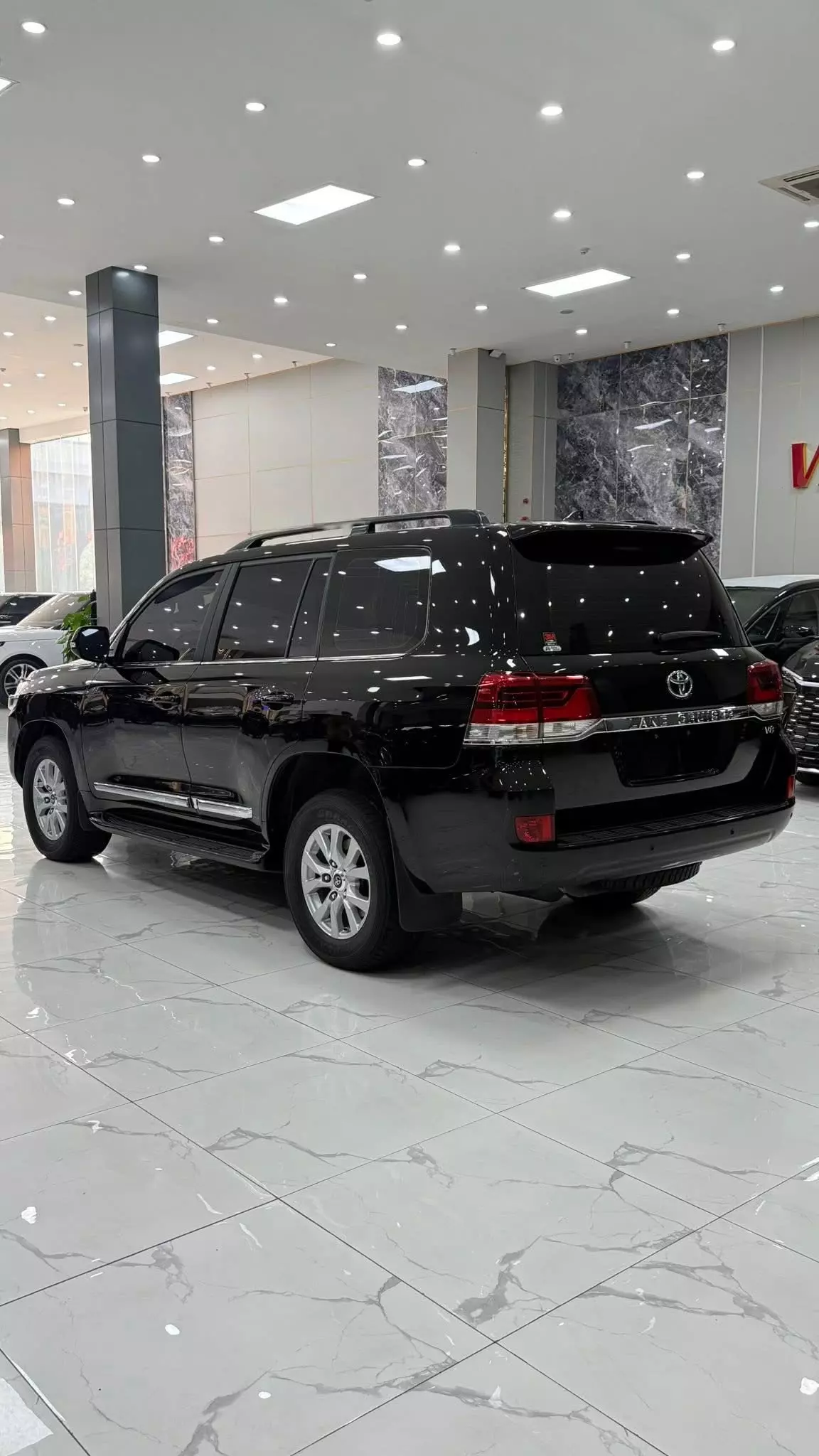 Bán Toyota Land Cruiser 4.6 V8 sản xuất 2019. Xe cực mới.-5