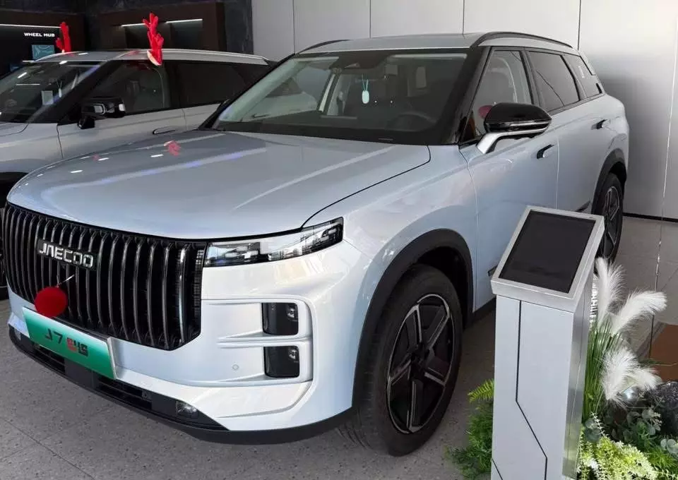 Rẻ nhất Tphcm, Xe điện không sạc J7 Phev.-4