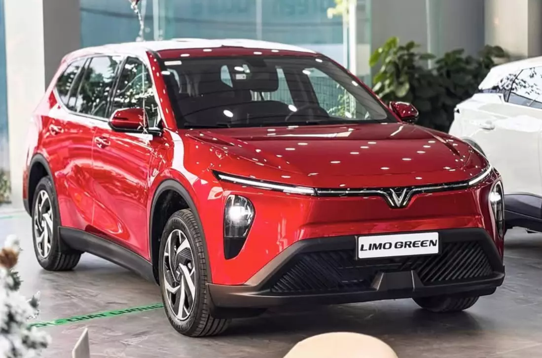 Rẻ nhất Tphcm, Limo Green mới giao ngay. -0