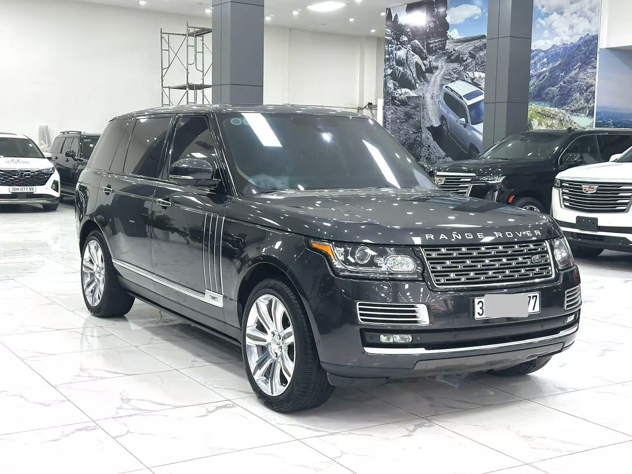 CẦN BÁN XE LandRover Range rover Autobiography LWB Black Edition sản xuất năm 2014 Xe một chủ từ đầu. Xe chủ rất ít đi r-1