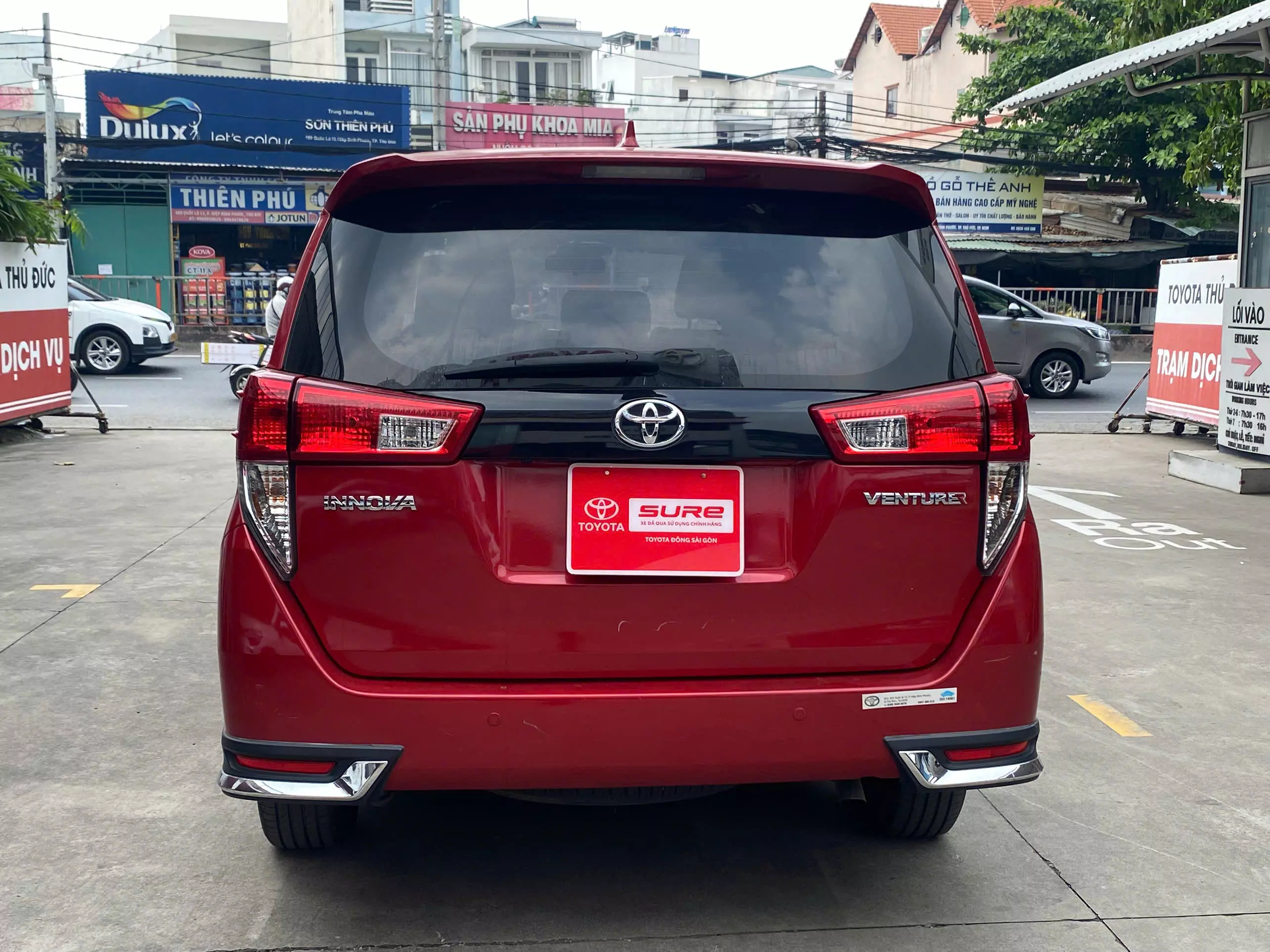 Toyota Innova Venturer 2019-4