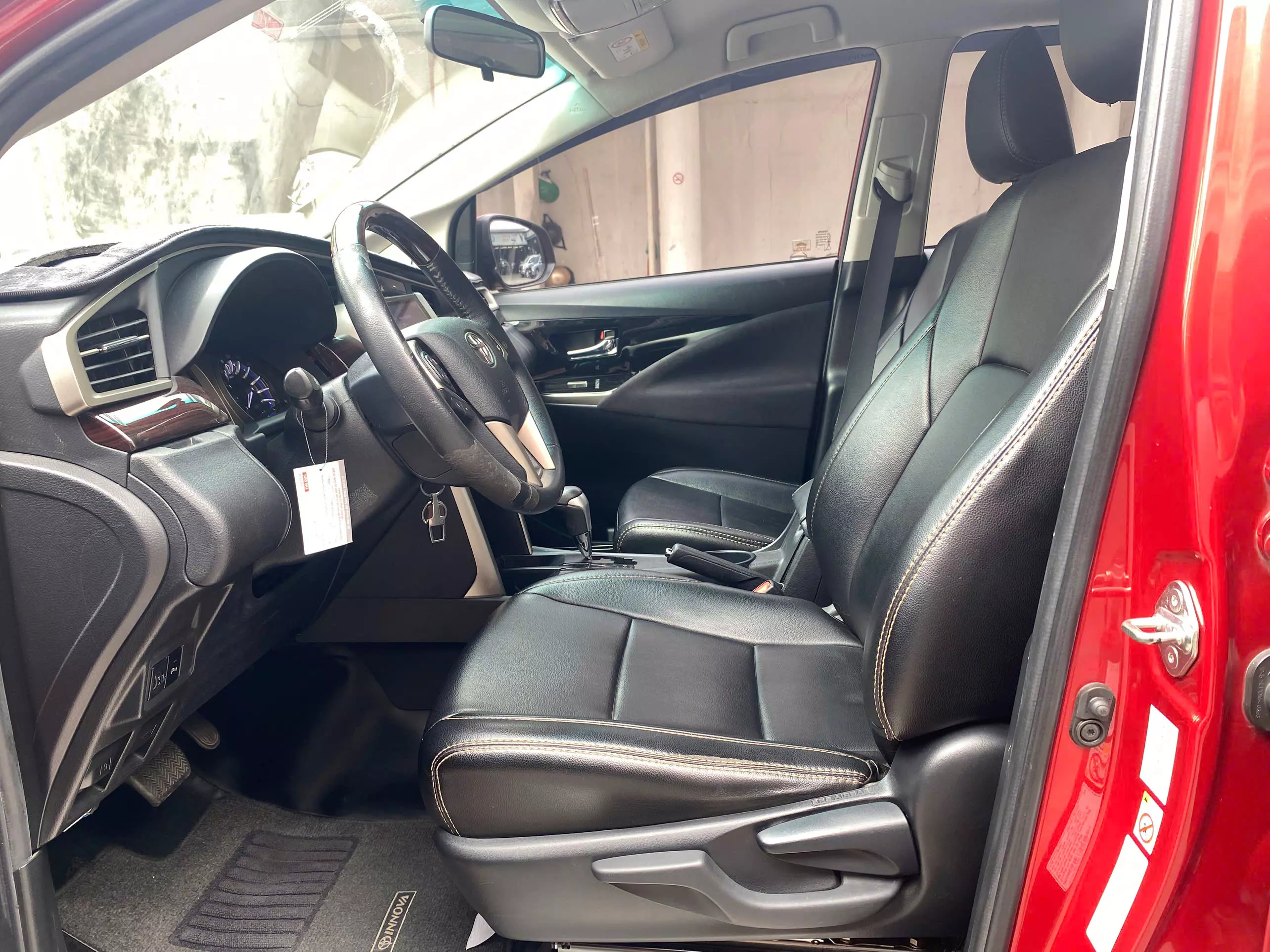 Toyota Innova Venturer 2019-8