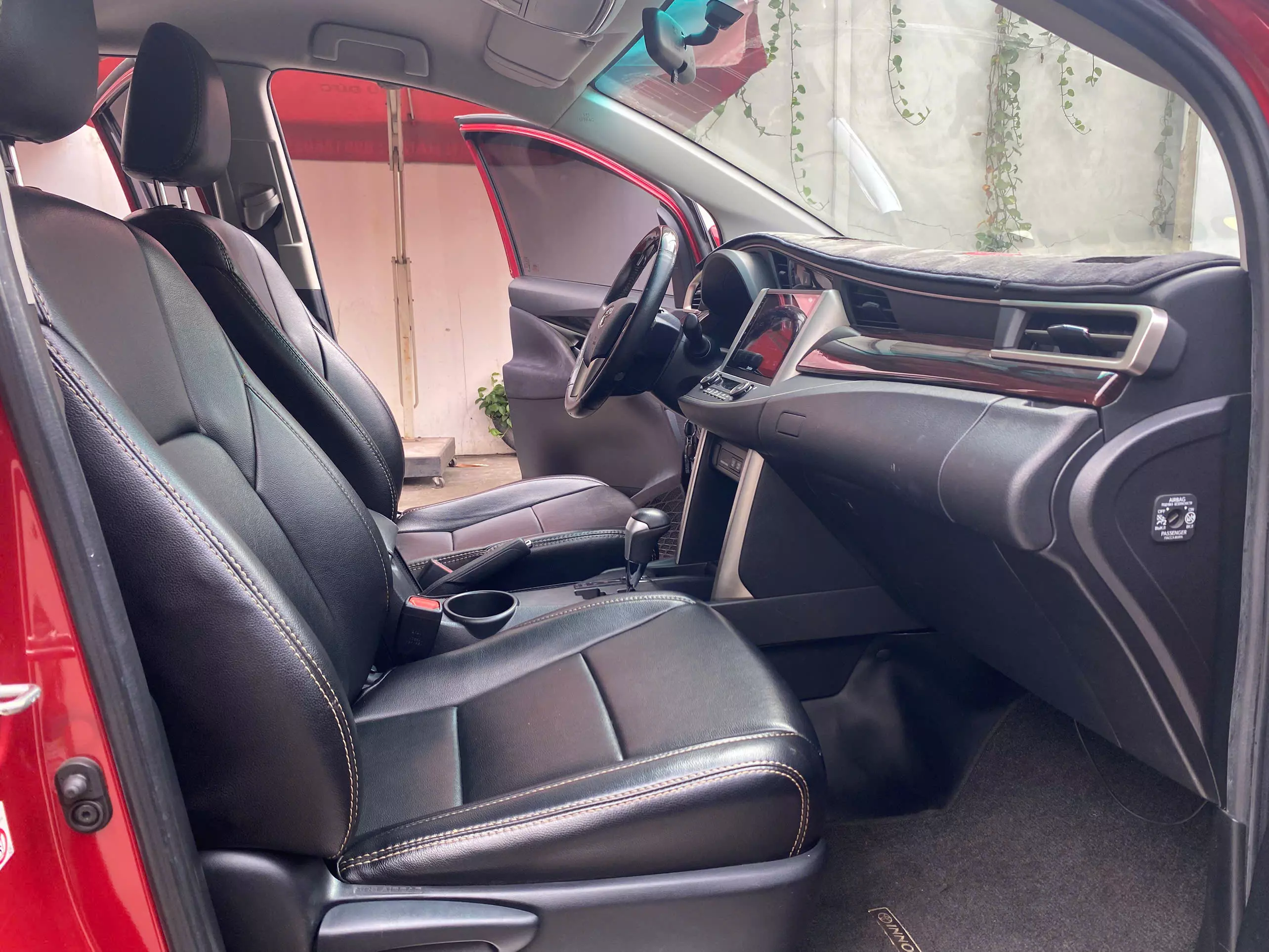 Toyota Innova Venturer 2019-11