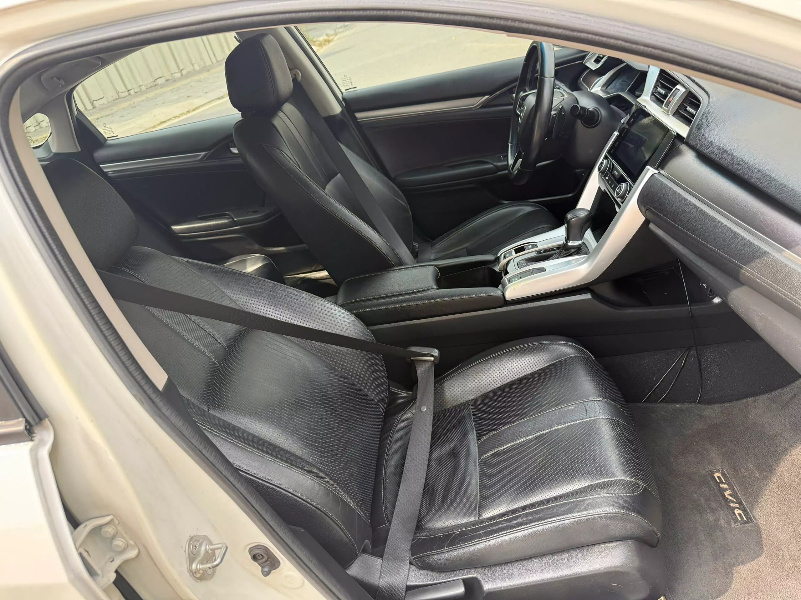 Mình cần bán xe civic Bản 1.5 tubor sx 2017 Chạy 11 vạn full lịch sử hãng.-1