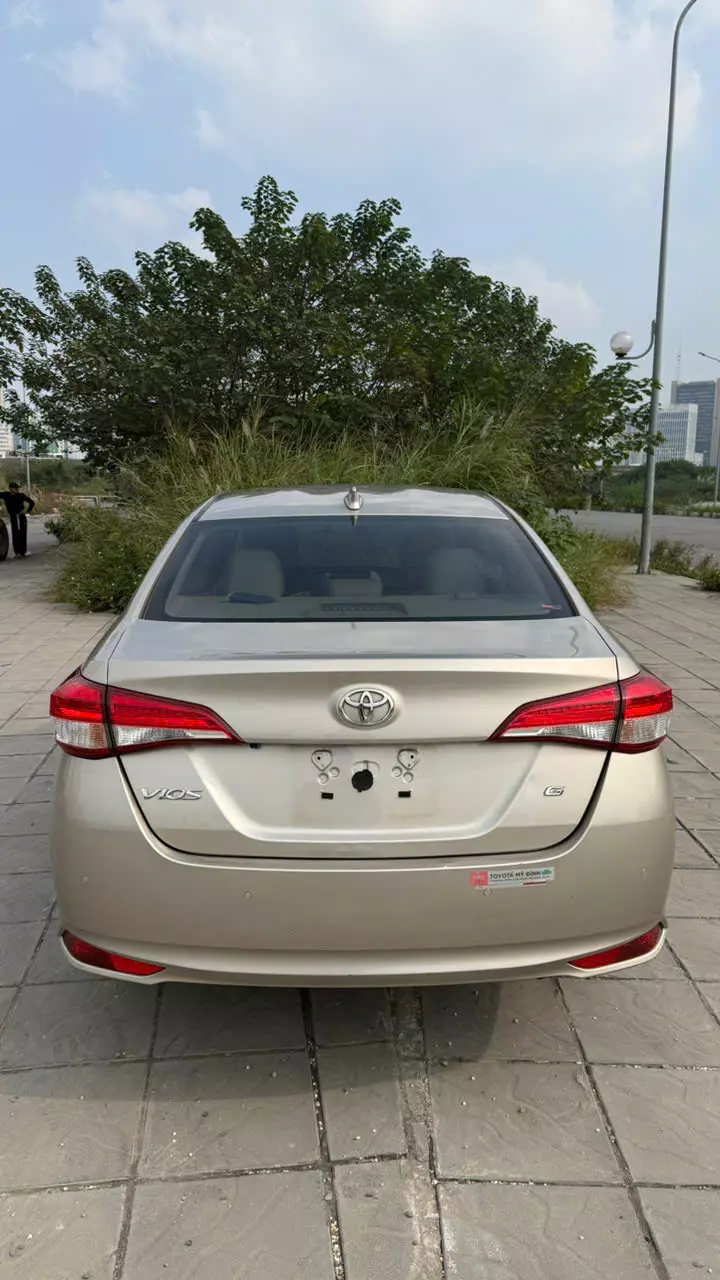 Chính chủ bán xe Vios Sx 2022 bản G-8
