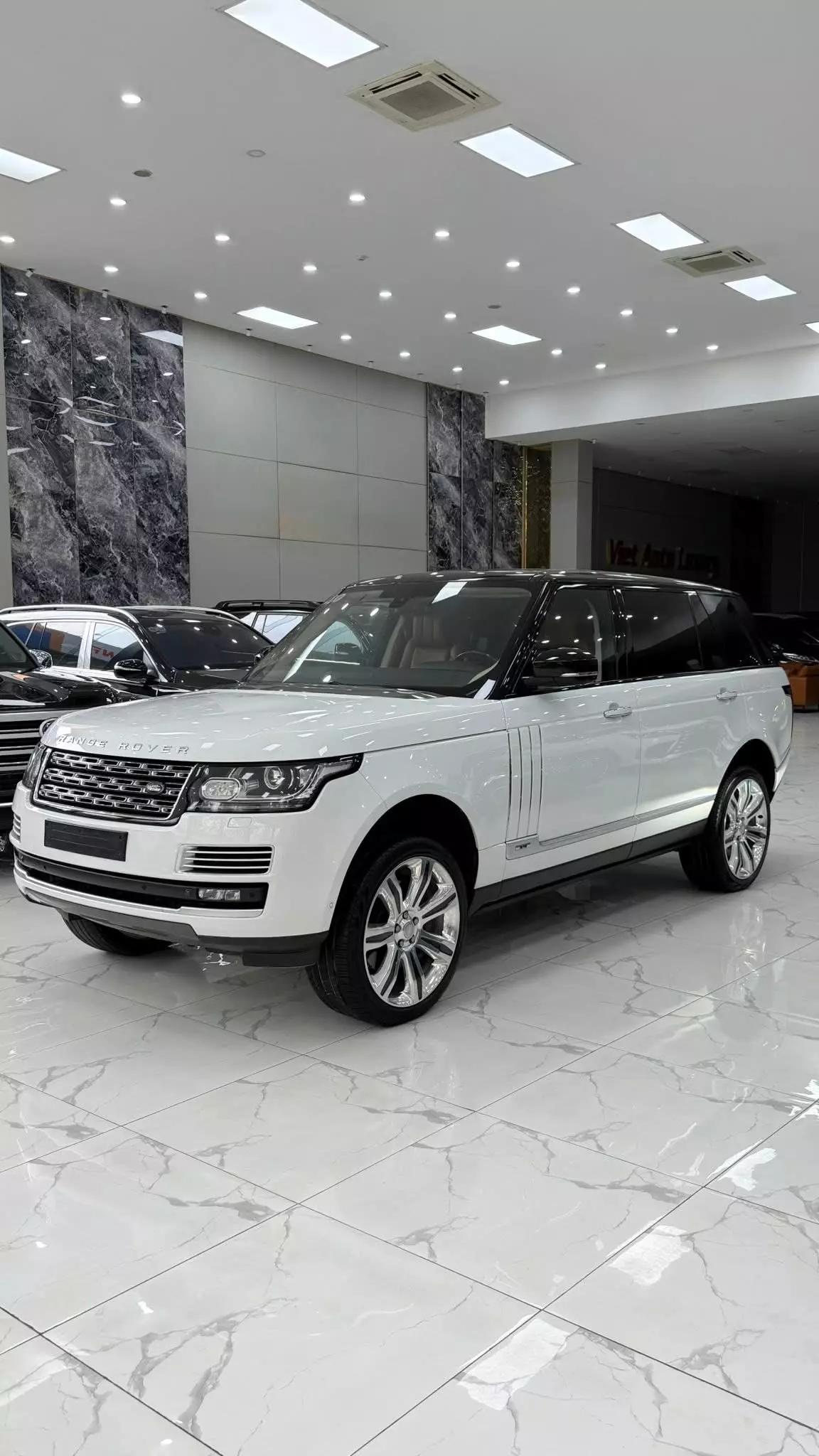 Bán Range Rover ATB Black LWB 5.0 sản xuất 2015. xe cực mới.-1
