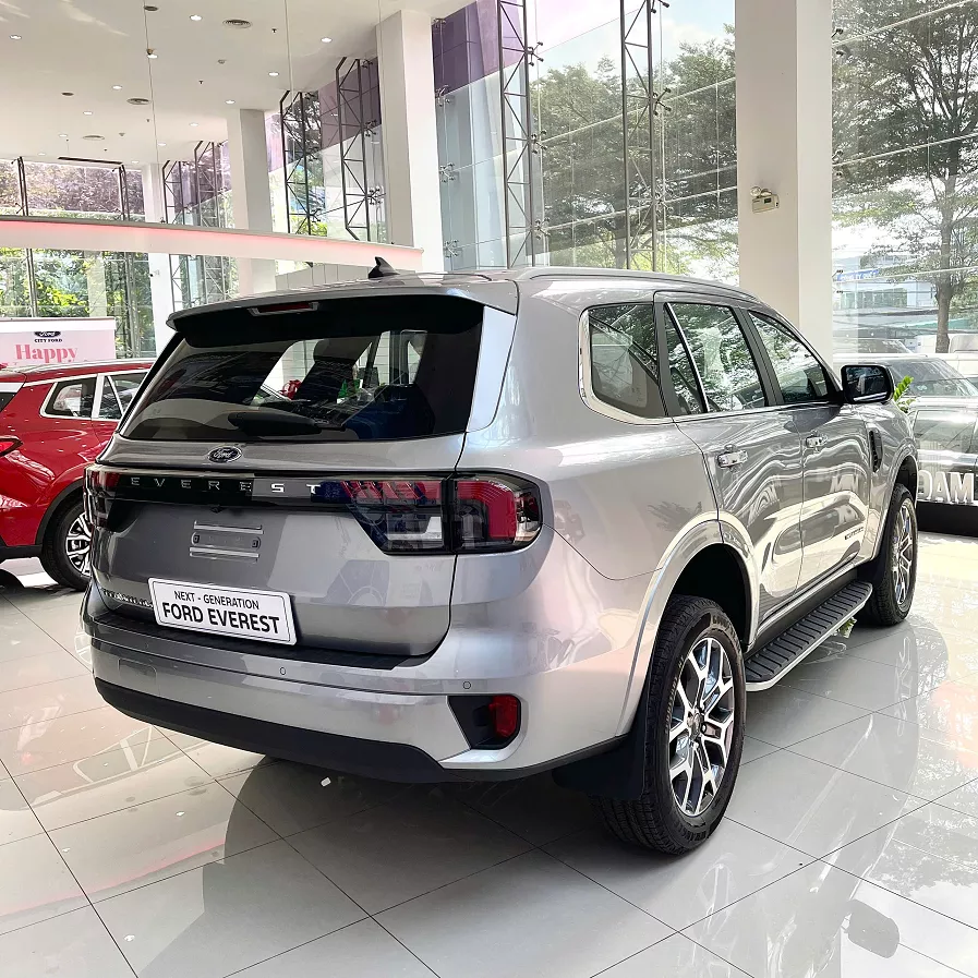 FORD EVEREST  Xe sẵn showroom - đầy đủ màu sắc giao ngay! -2