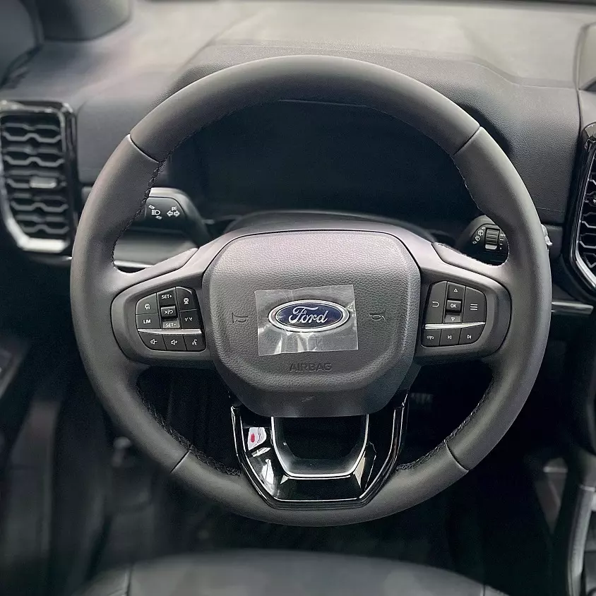 FORD EVEREST  Xe sẵn showroom - đầy đủ màu sắc giao ngay! -7