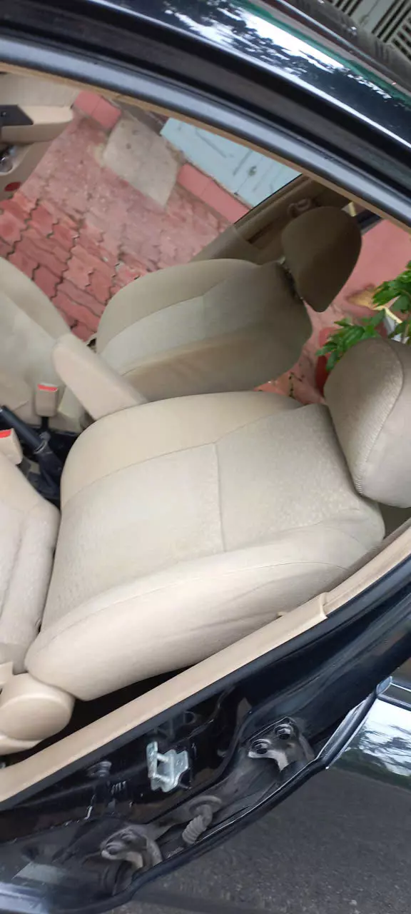 Chính chủ bán xe Chevrolet Aveo sx năm 2017-6