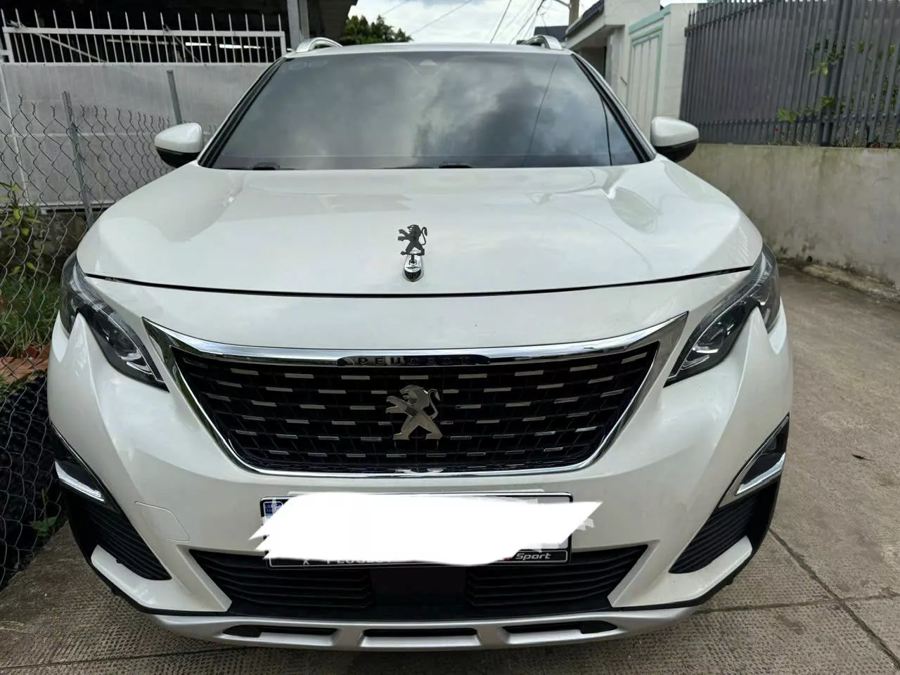 Bán xe Peugeot 3008 đời 2018 – xe gia đình, giá tốt-0