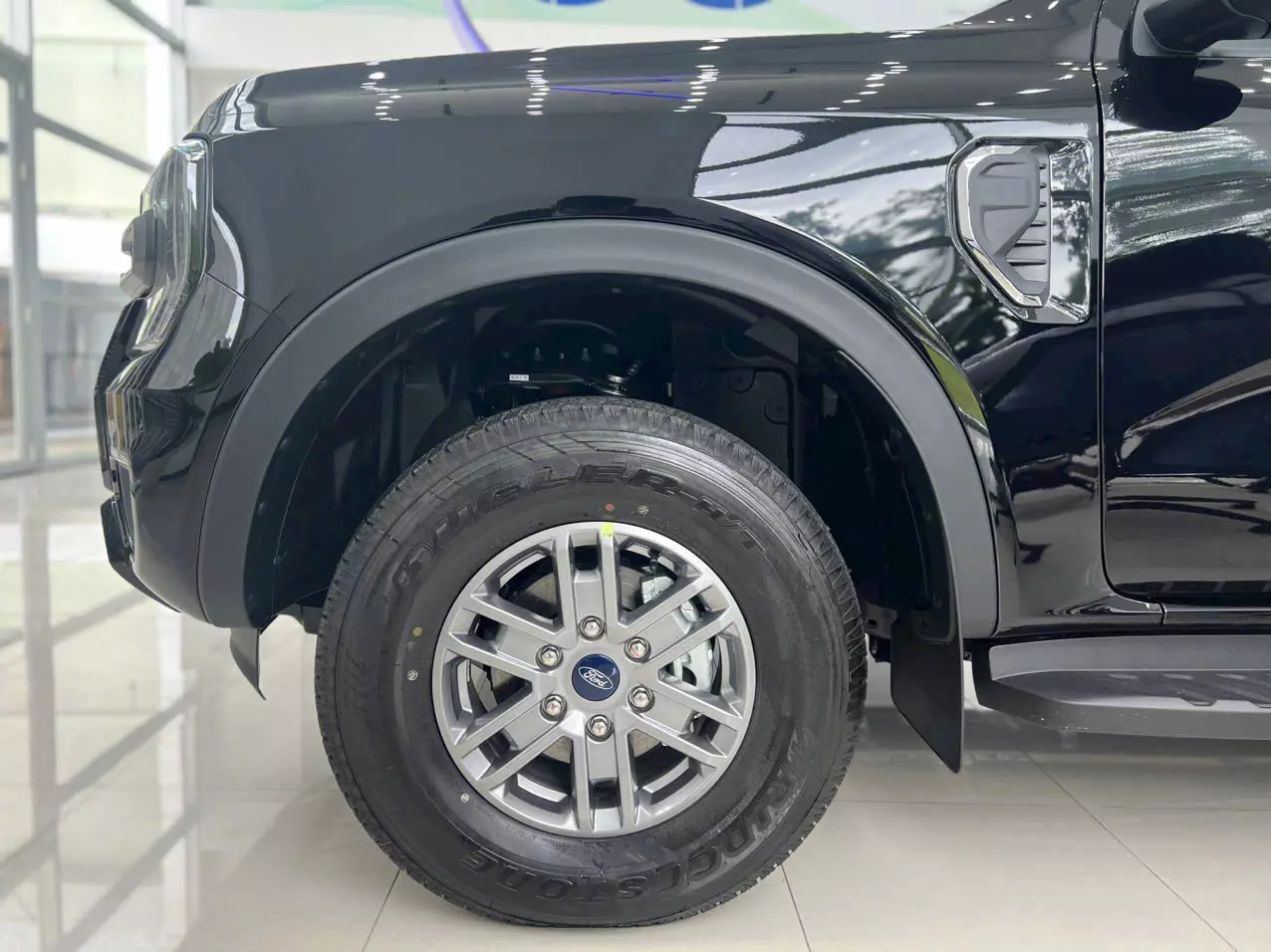 Ford Ranger 2025 - Ford Ranger siêu lướt giá tốt Lh 0988238194 Huy, 0989690260 Huy-3