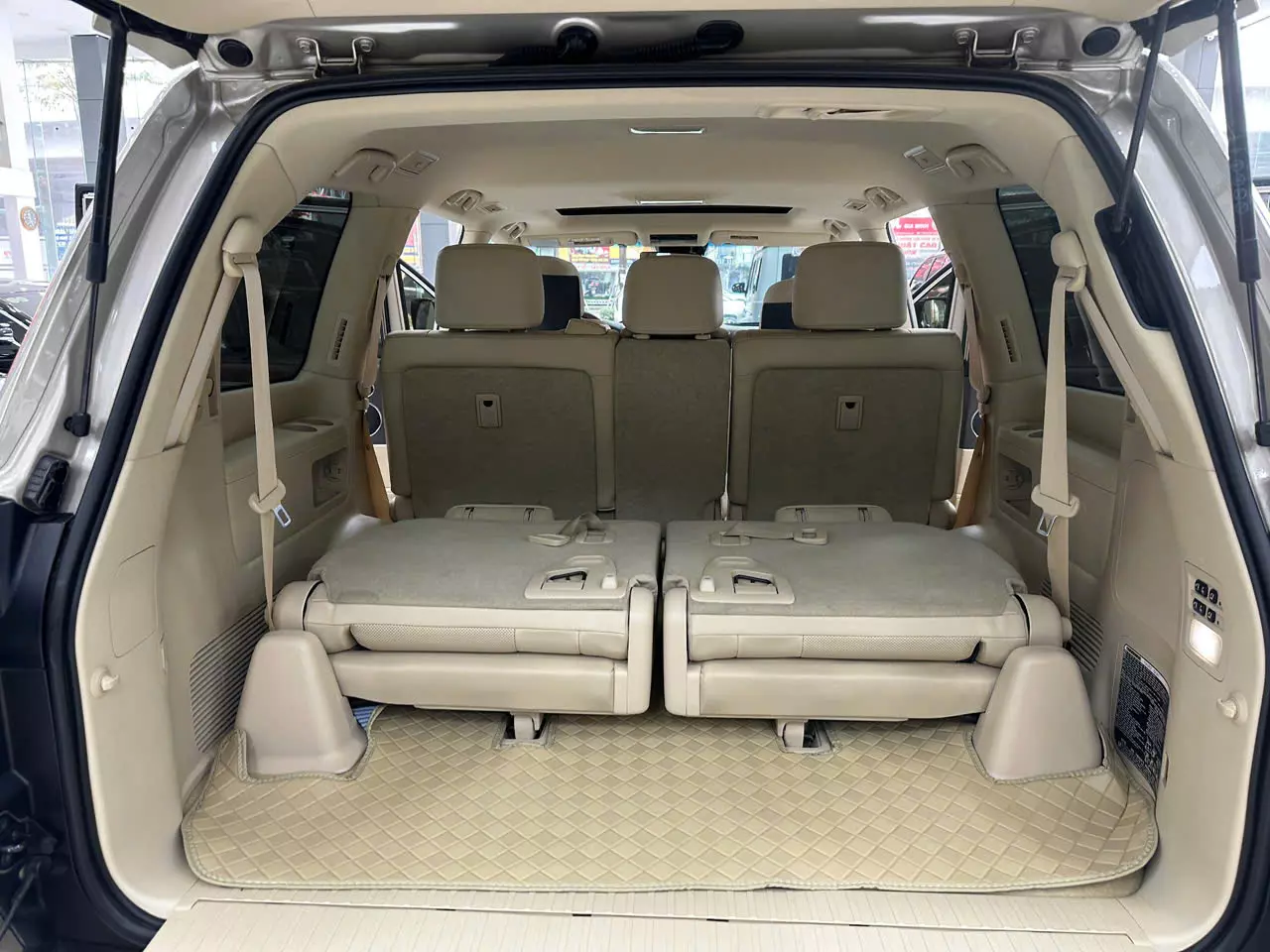 Cần bán Lexus LX 570 2019, màu vàng, nhập khẩu Mỹ -8