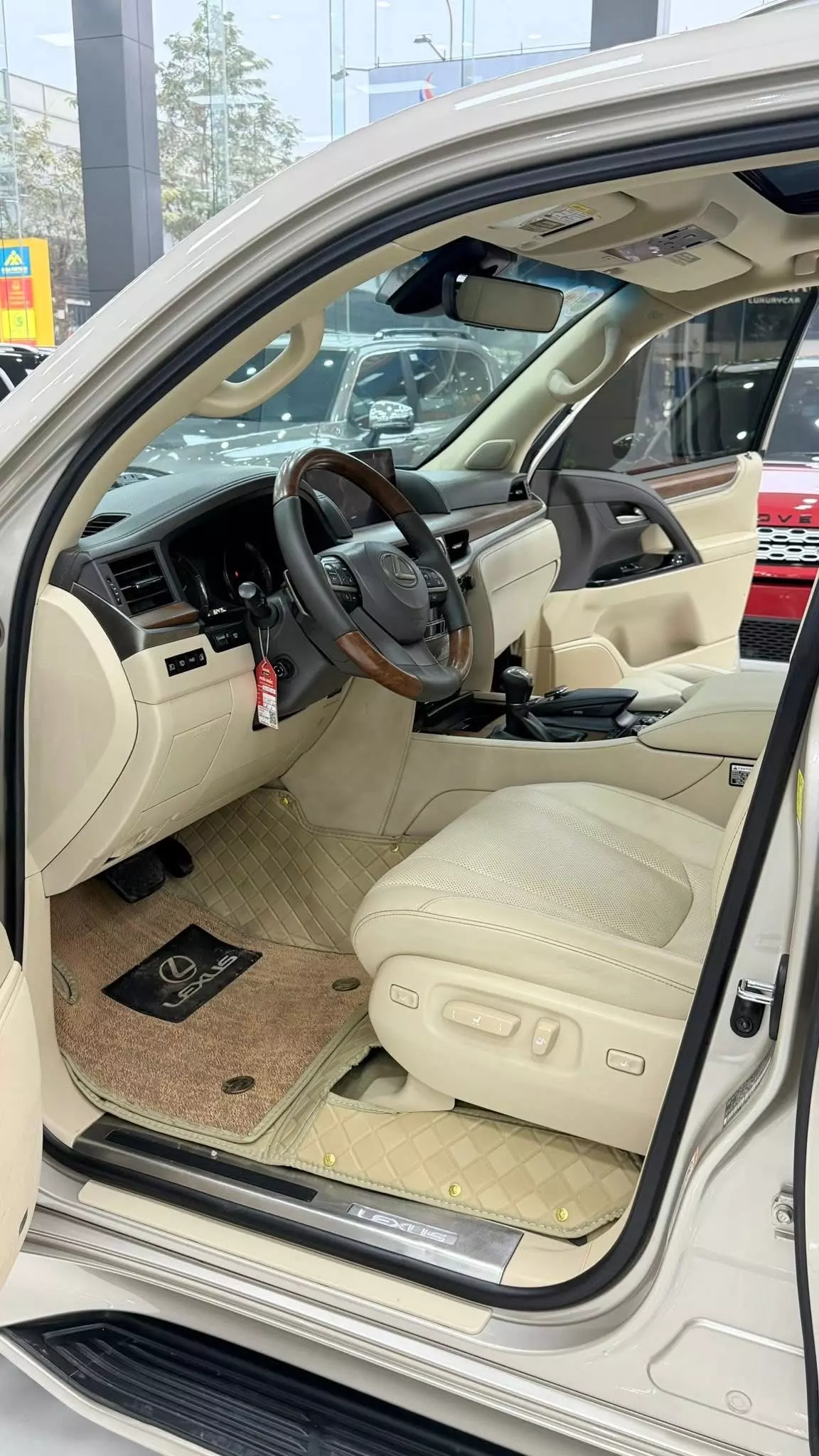 Bán Lexus LX570 nhập Mỹ, sản xuất 2019, xe đi ít cực mới.-7