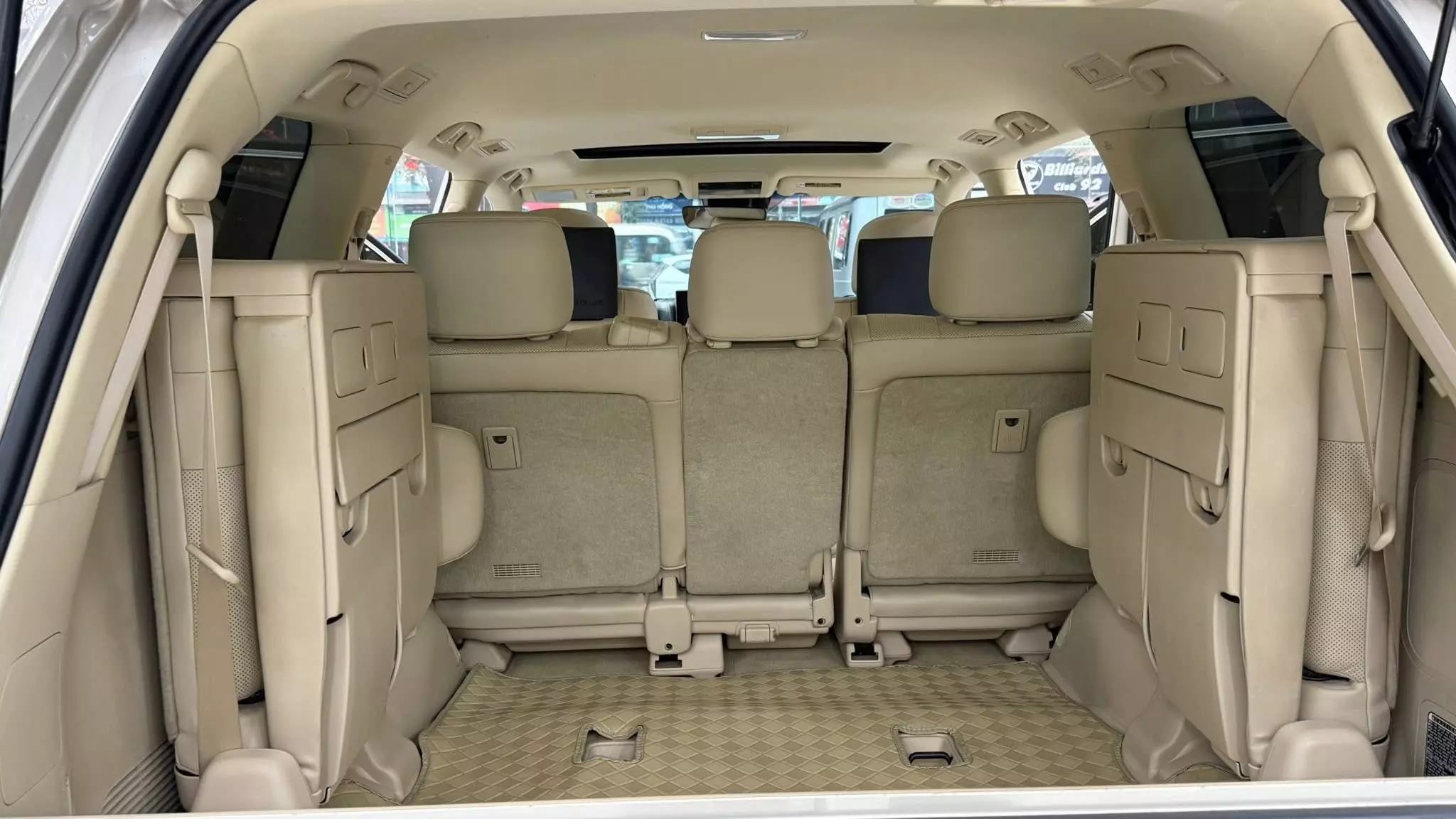 Bán Lexus LX570 nhập Mỹ, sản xuất 2019, xe đi ít cực mới.-8