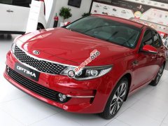 Bán ô tô Kia Optima GAT 2017, màu đỏ