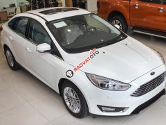 Bán Ford Focus S 1.5L Ecoboost 2017 khuyến mãi khủng, hỗ trợ 80%- chỉ cần trả trước 199tr - LH: 093 1234 768