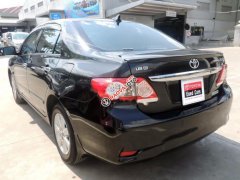 Cần bán Toyota Corolla altis 1.8AT sản xuất 2012, màu đen chính chủ, 590 triệu