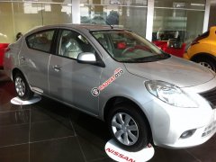 Cần bán Nissan Sunny 1.5 AT đời 2017, màu bạc giá cạnh tranh