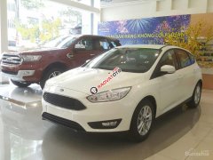 Bán Ford Focus 1.5 Ecoboost 2017 giá tốt nhất tặng BHVC, ghế da, dán phim - LH: 0909 850 255