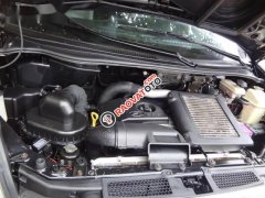 Cần bán Hyundai Starex GRX đời 2005, màu trắng