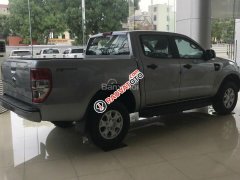 Bán Ford Ranger Wildtrak 2.2L AT màu xám bạc, giá siêu hấp dẫn