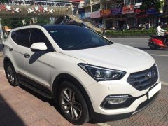 Bán xe Hyundai Santa Fe 2.2AT đời 2017, màu trắng